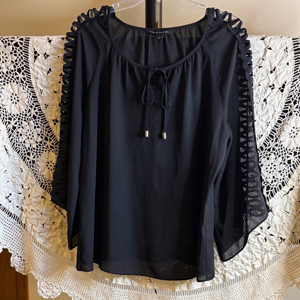 Zac and Rachel Black Women's Top size Large NWOT
